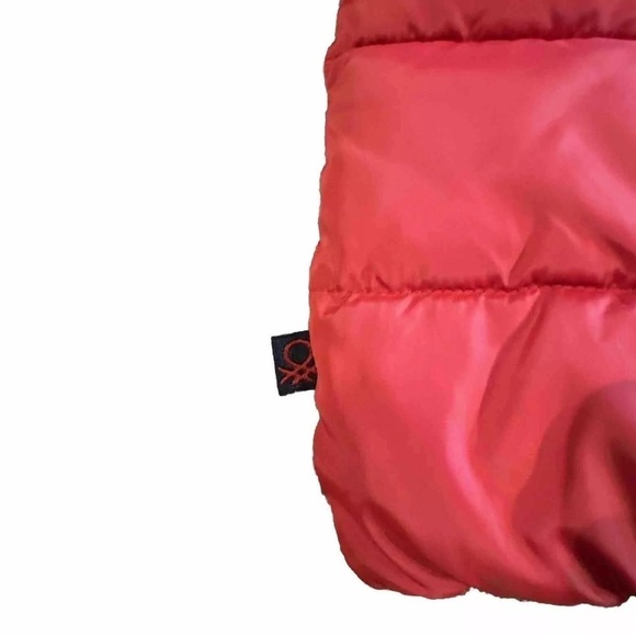 United Colors Of Benetton Kids Red Puffer Jacket XS Extra Small Fast Ship - Picture 5 of 5